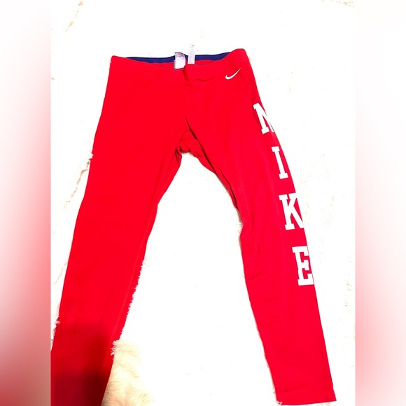 Nike Pants - Nike leggings.